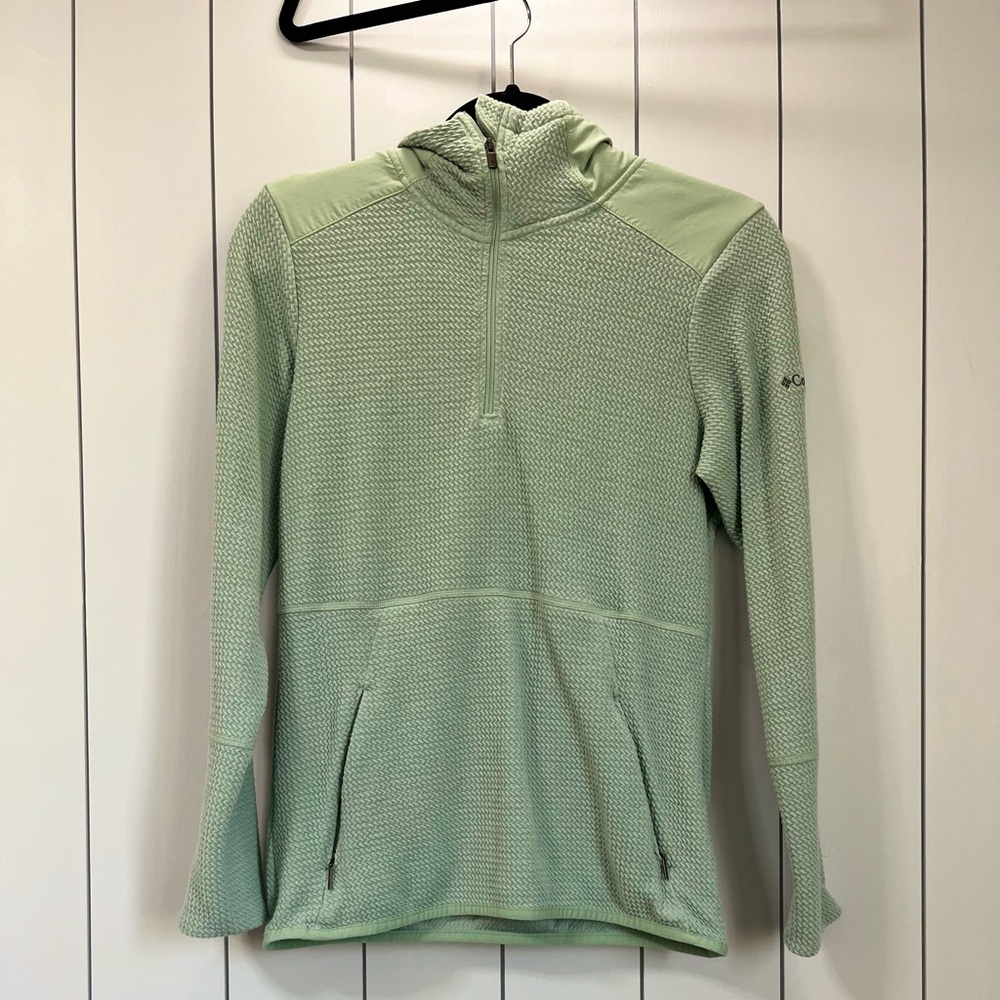 Columbia Sage Green Hooded Quarter-Zip Pullover – Women’s Activewear - Small